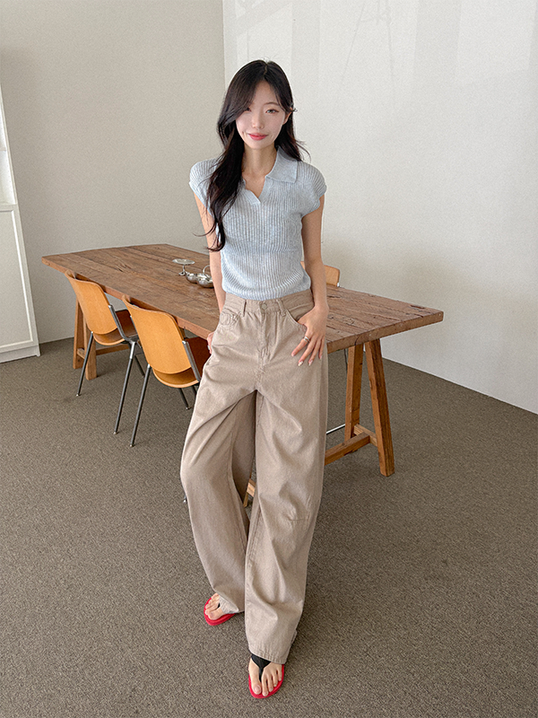 바인 카라 니트